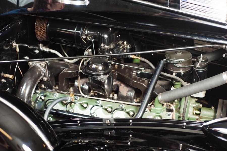  Packard Twelve Convertible Sedan 1938 года  (фото 27 из 42)
